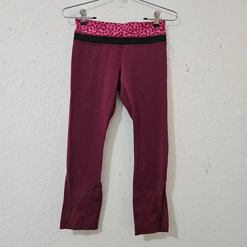 Lululemon Athletica Run Inspire Crop II